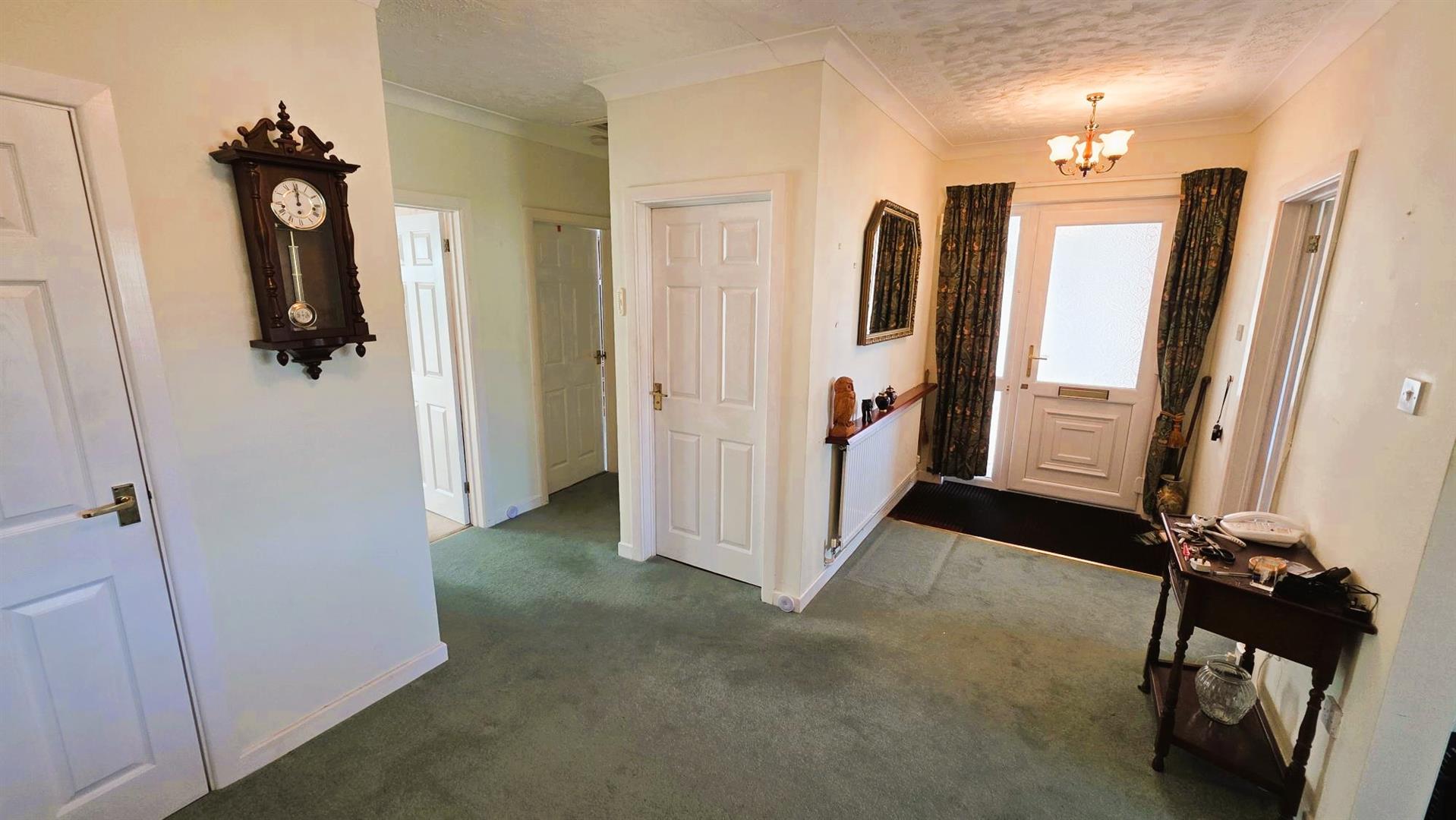 Gwscwm Road, Burry Port, SA16 0BS